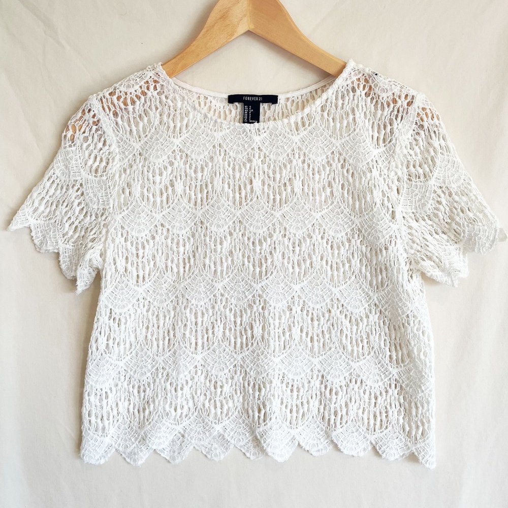 All Over Lace Short Sleeve Scallop Edge Tunic